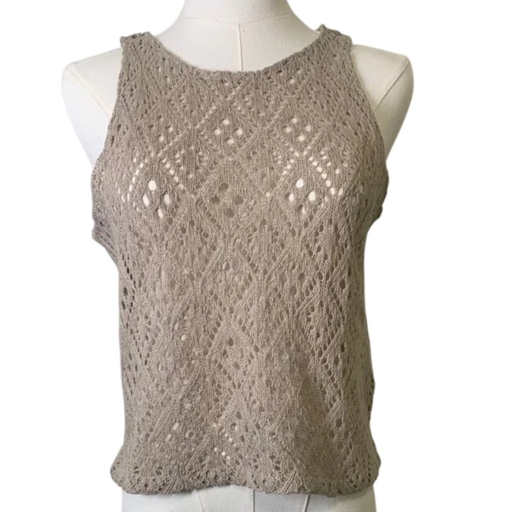 NWT. Pretty Little Thing Textured Rib Racer Tan Sleeveless Knit Top. Size 10.